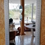Espelho com Moldura Prateada