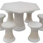 Conjunto Mesa e Bancos