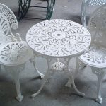 Mesa e Cadeiras 1